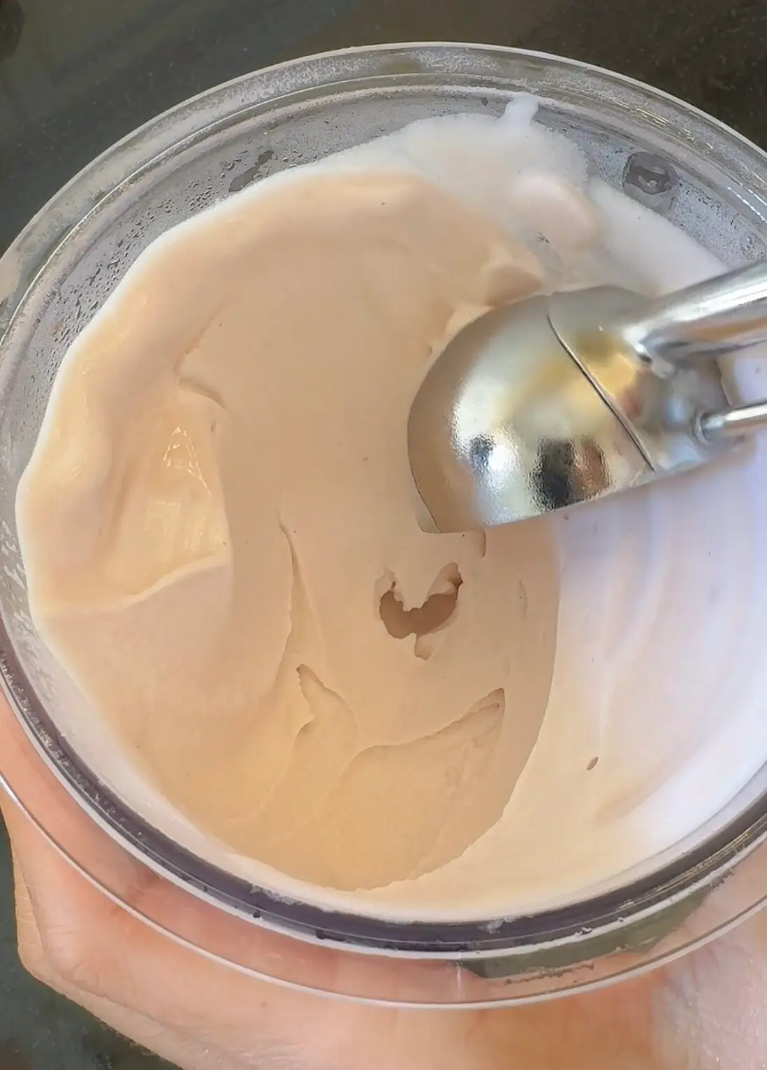 GELATO AL GUSTO CHEESECAKE E CIOCCOLATO BIANCO